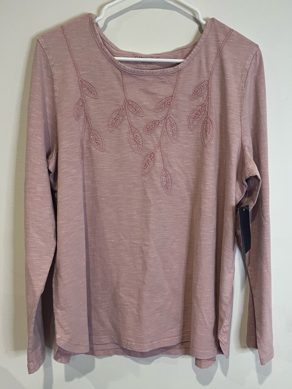 Coldwater Creek Top in Dusty Rose with Embroidered Leaves NWT